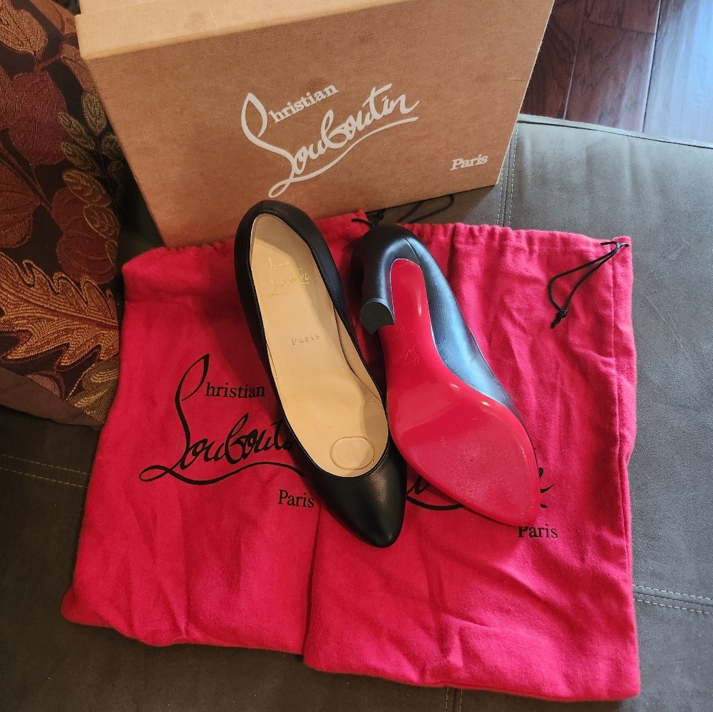Christian Louboutin blac pumps size 49